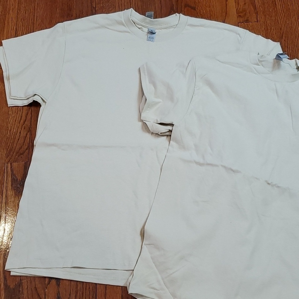 Gildan bundle - Picture 2 of 2